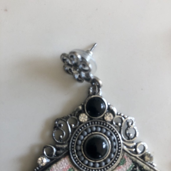 Japanese earrings - Picture 2 of 3